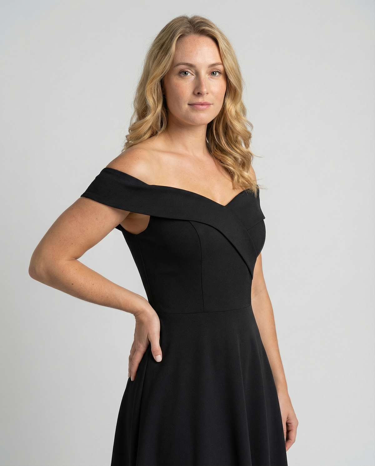 Stalluxe | Elegantes Off-Shoulder Abendkleid
