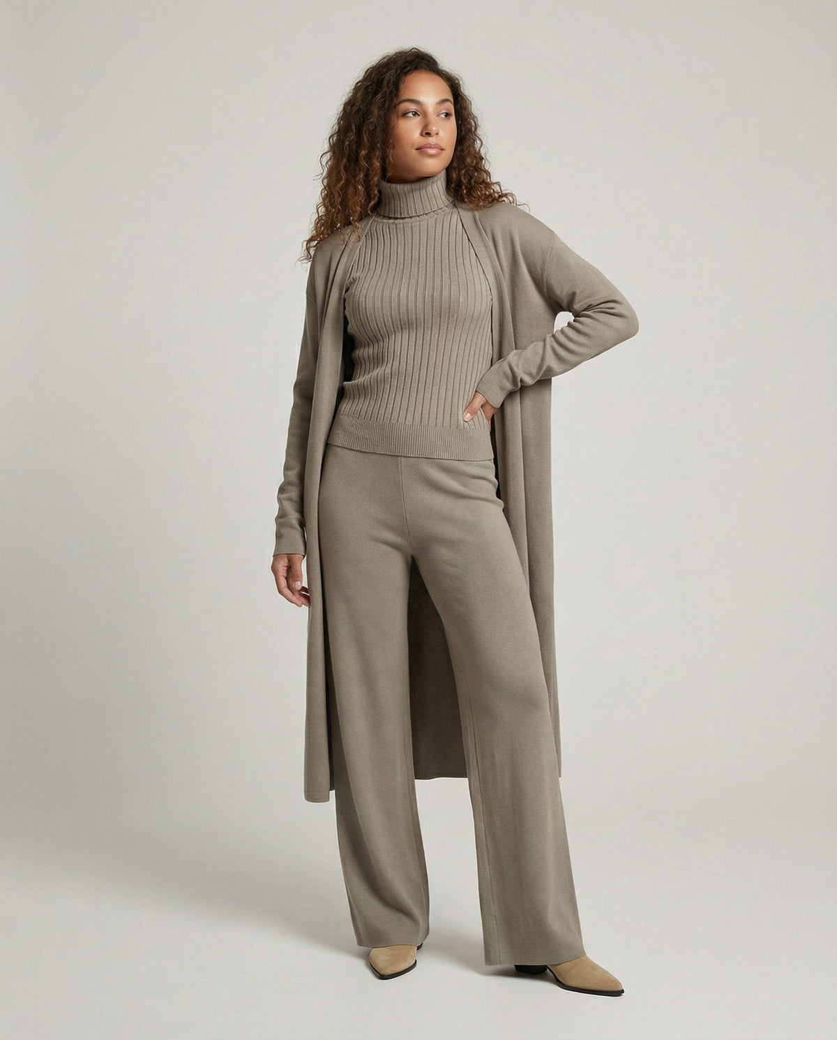Stalluxe | Weiches Elegantes Kaschmir Set Beige Einheitsgröße