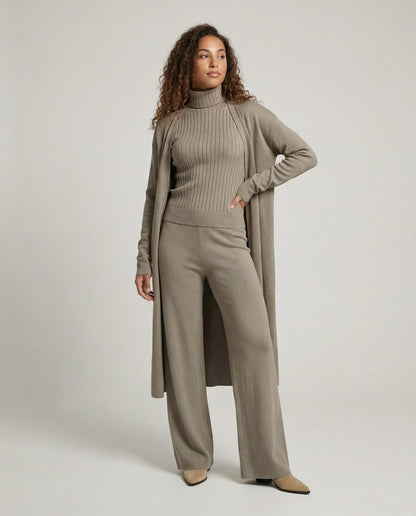 Stalluxe | Weiches Elegantes Kaschmir Set Beige Einheitsgröße