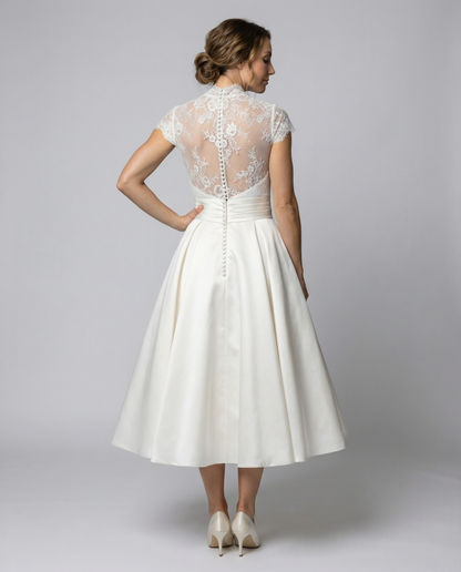 Stalluxe | Romantisches Spitzen Hochzeitskleid